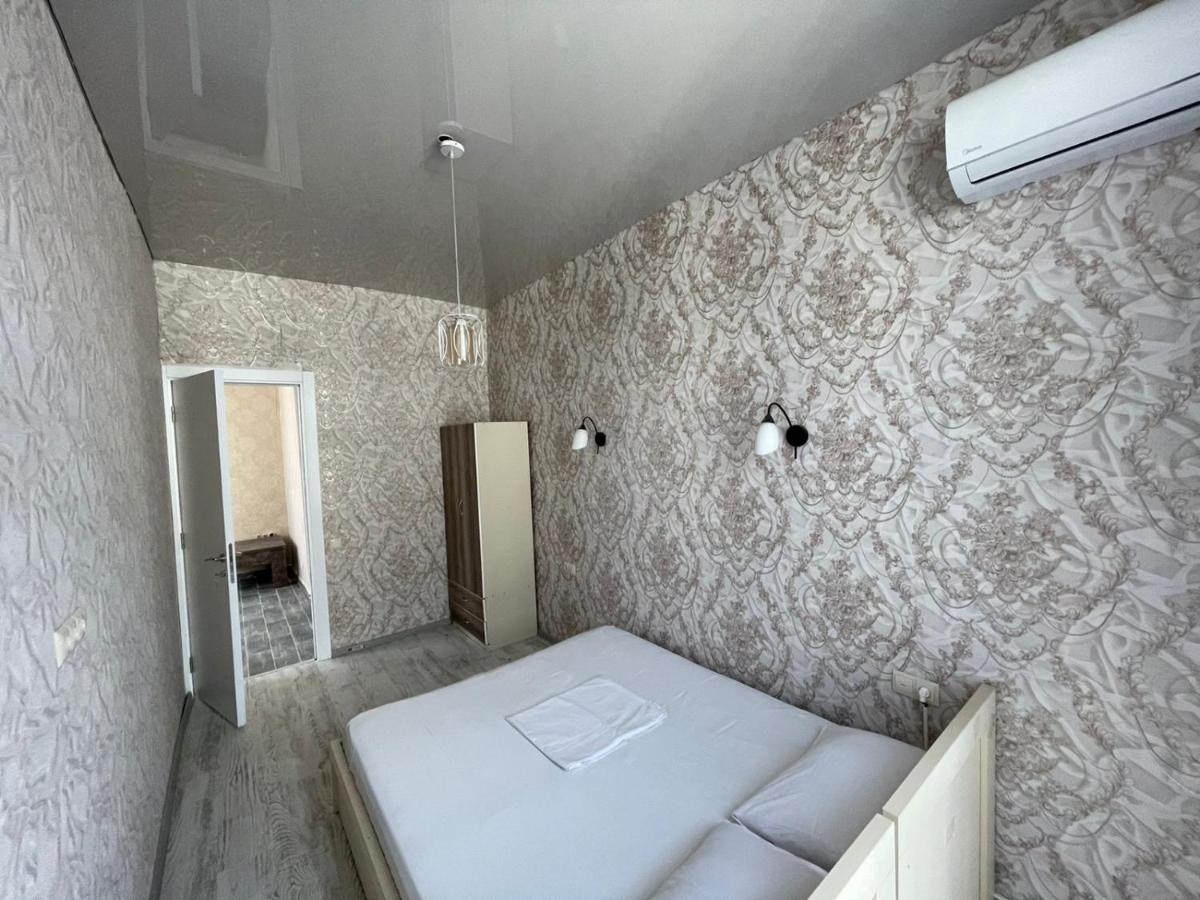Центр Города Батуми Apartment Rustaveli 13 Exterior foto